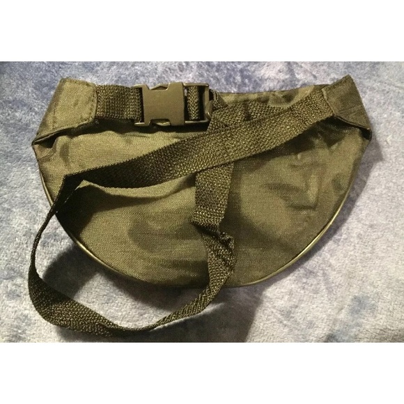 NEW Vuarnet France Vintage Black Fanny Waist Bag - Picture 3 of 6